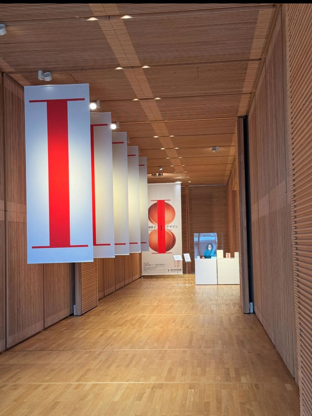 アートとデザインが融合する空間🎨富山県美術館で感性を磨く旅