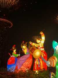 Supertree Grove at Night: Where Singapore Glows Like a Sci-Fi Movie