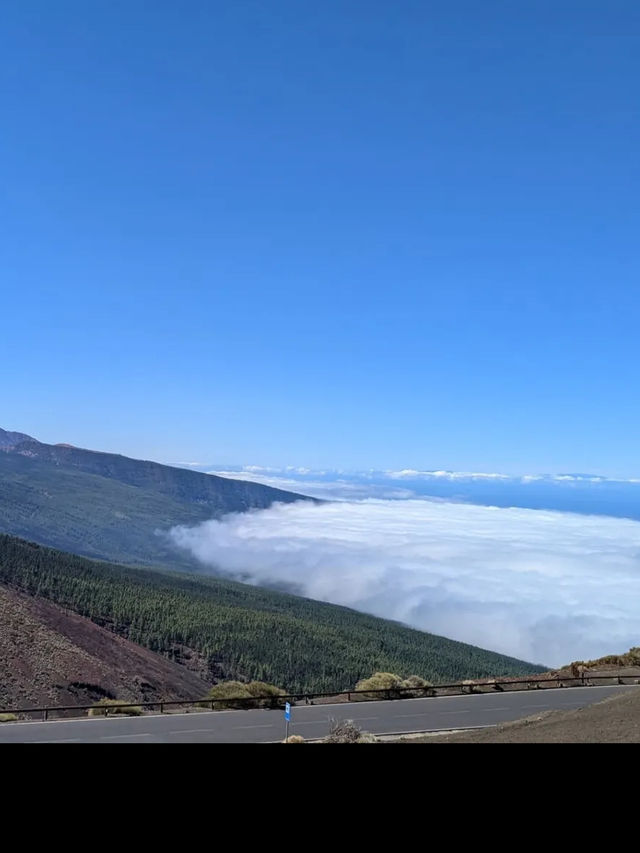 【雲の上の冒険】テイデ国立公園で火山と星空に包まれる絶景旅✨