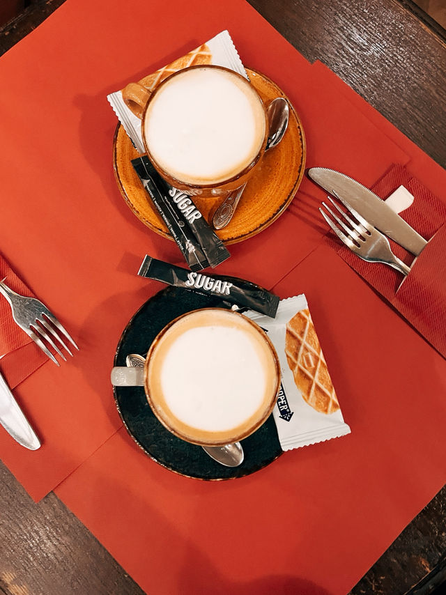🇧🇪比利時美食推薦✨ Le Cirio 布魯塞爾百年老店🍻