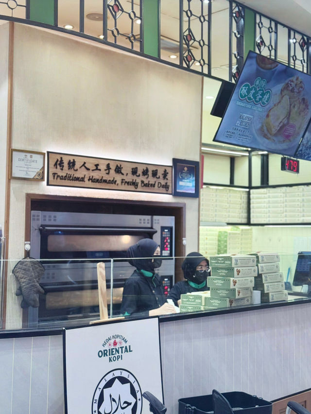 5 Truly Malaysian Food Places To Go 