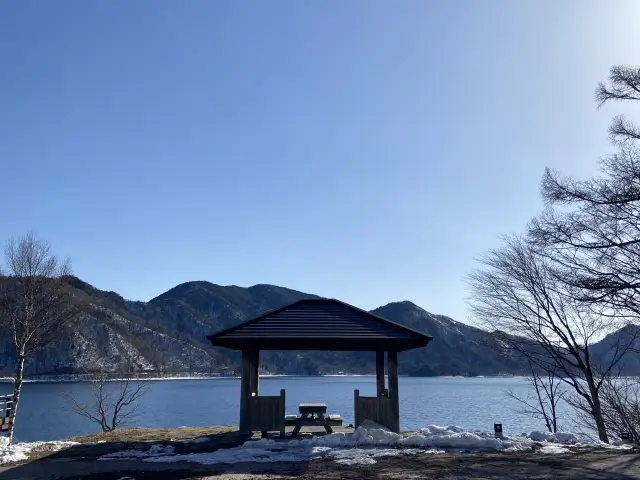 【栃木】消失的人群與美麗的湖泊