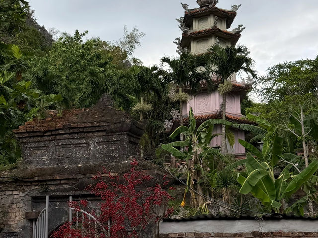 Explore Marble Mountains: Da Nang's Hidden Gem! ⛰️