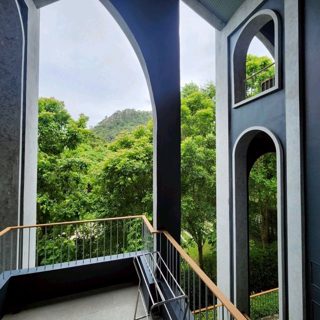 Hotel Labaris Khao Yai พักผ่อนในดินแดนแห่งเทพนิยาย
