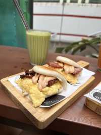 Blend & Grind Mid-Levels, Healthy Sips and Chill Vibes Above Central