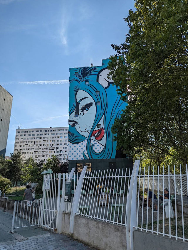 Street where ART LIVES