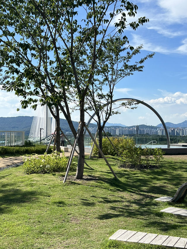 옥상정원에서 한컷