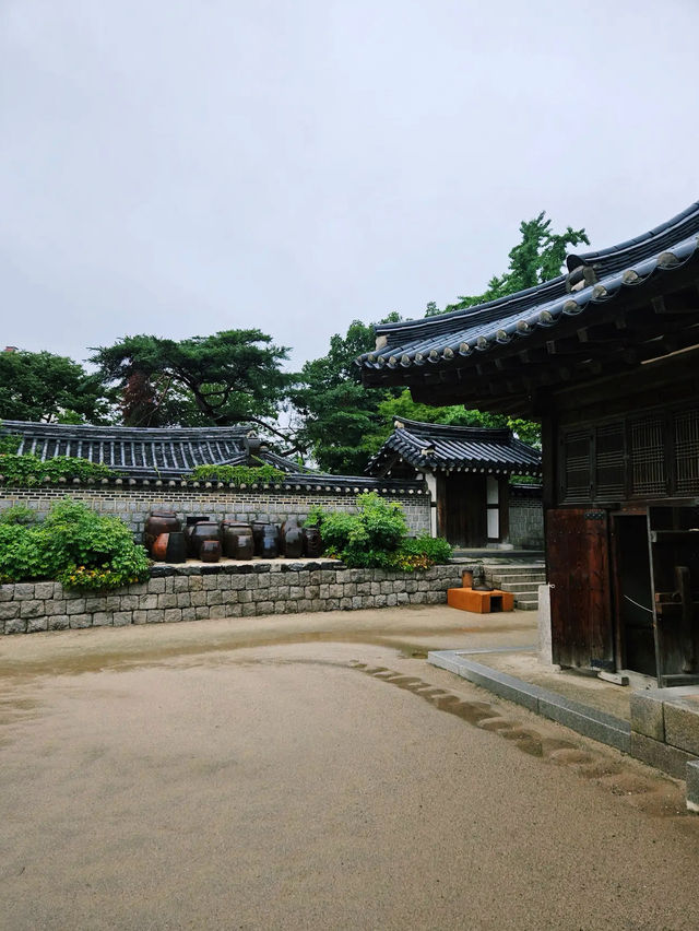 Namsangol Hanok Village
