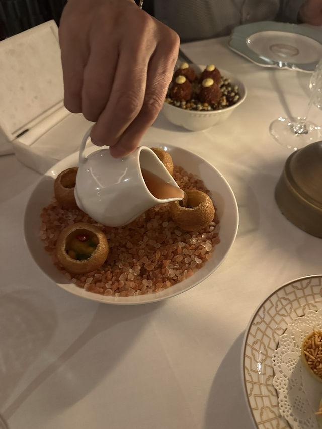 A Regal Dining Experience at The Prince and The Peacock in Hong Kong 🇭🇰 