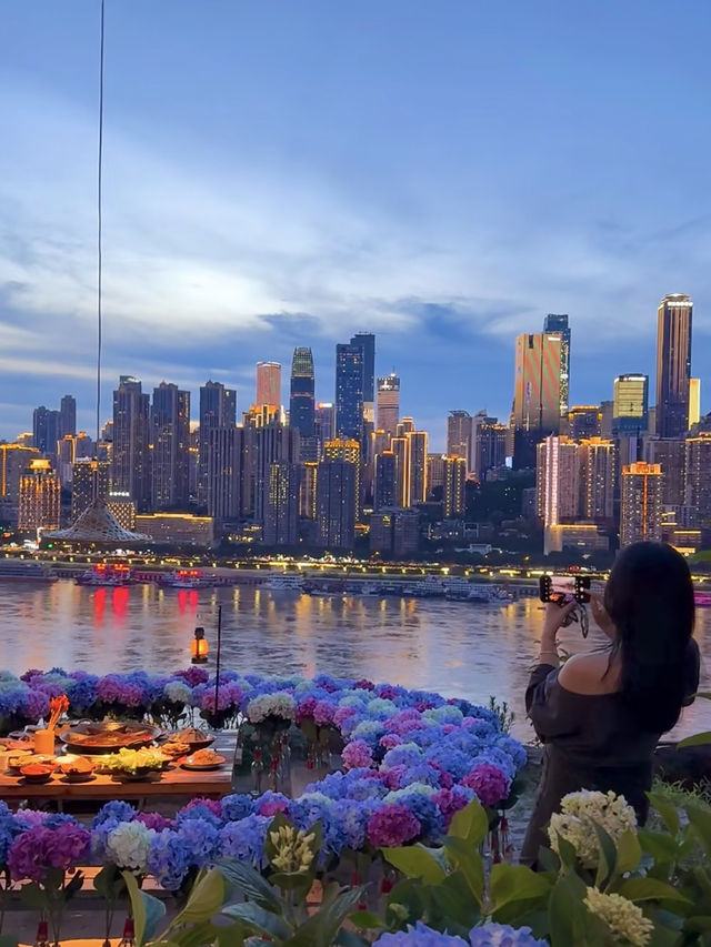 Chongqing hotpot with nice view 🍲🌉✨