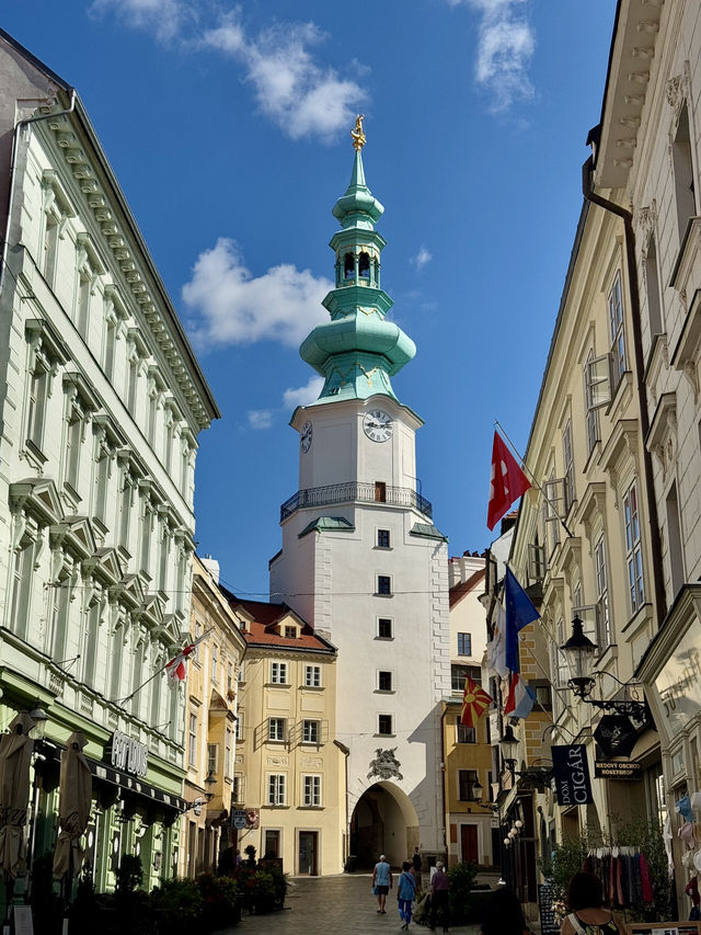 THIS MEDIEVAL TOWER HIDES ONE OF BRATISLAVA’S BEST VIEWS! THIS MEDIEVAL TOWER HIDES ONE OF BRATISLAVA’S BEST VIEWS!