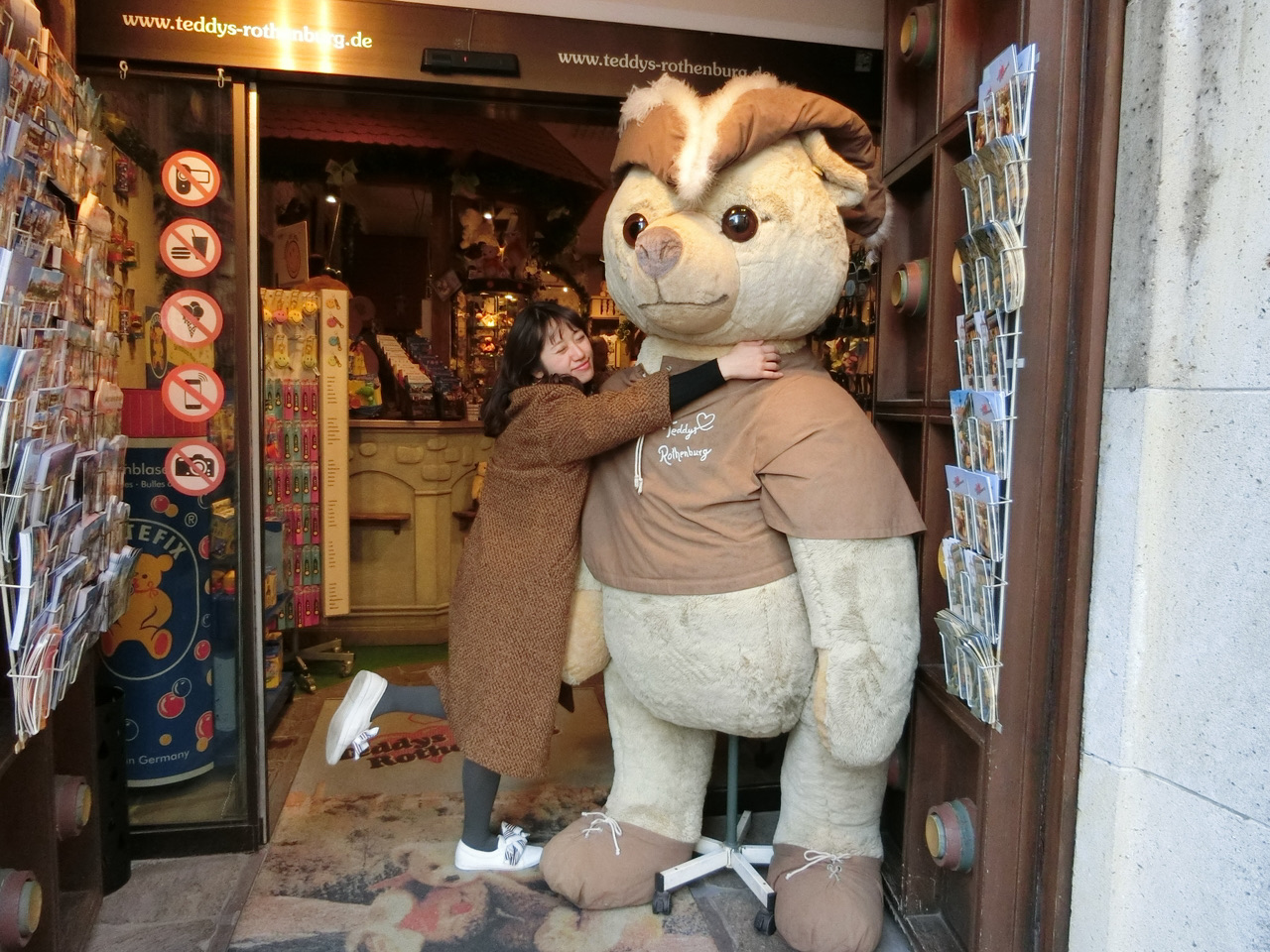 ローテンブルクに来たら必ず寄りたい可愛いテディベアに出会えるお土産