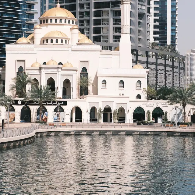 杜拜，沙漠上的未來城市