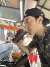 จอดเติมคาเฟอีนแล้วไปต่อ กาแฟสักแก้วที่ลำปาง
