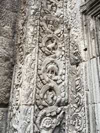 🇰🇭Cambodia's Stone Poetry: Where Gods Dance on Temple Walls! 🏛️