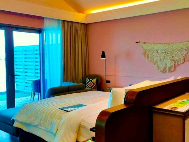 Le Méridien Maldives Resort & Spa — Where Creativity Meets Conservation Le Méridien Maldives Resort & Spa — Where Creativity Meets Conservation