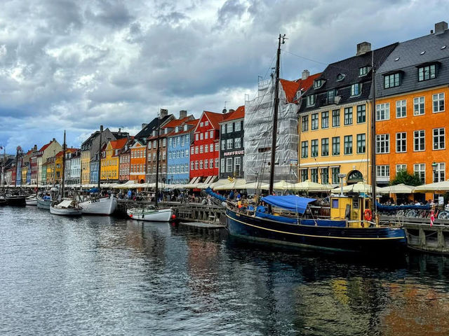 Effortless Style and Cozy Energy in Copenhagen