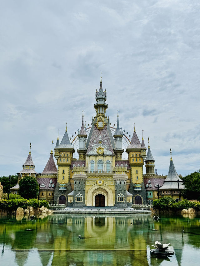 🎢🌴  A Fun-Filled Day at VinWonders Phu Quoc