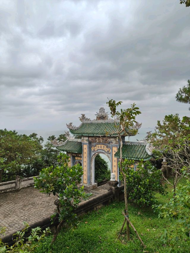 Temple Views Only🏯 Linh Ung Pagoda Temple Views Only🏯 Linh Ung Pagoda