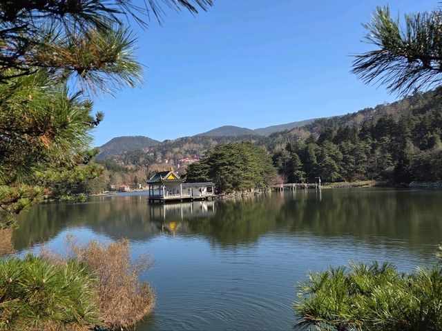 Serenity at Ruqin Lake, Guling