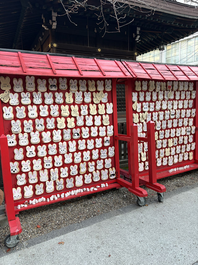 奔向幸福的兔兔神社 — 名古屋 三輪神社 朝聖趣! 奔向幸福的兔兔神社 — 名古屋 三輪神社 朝聖趣!