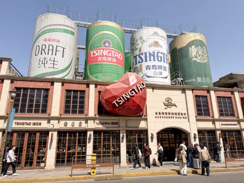 青島のランドマーク、青島ビール工場（Tsingtao Brewery）を観光