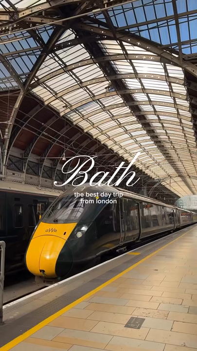 let’s take a day trip to Bath 🇬🇧✨🛁 my favorite town only ~1 hour away from London!! @pigletinbed @hiddenstorebath @gailsbakery @sallylunnsbath @bridgertonnetflix @romanbathsuk @priorparkbath @gwruk @nandosuk #bathengland #londontrip #londonengland #unitedkingdom #mytravelwrap 