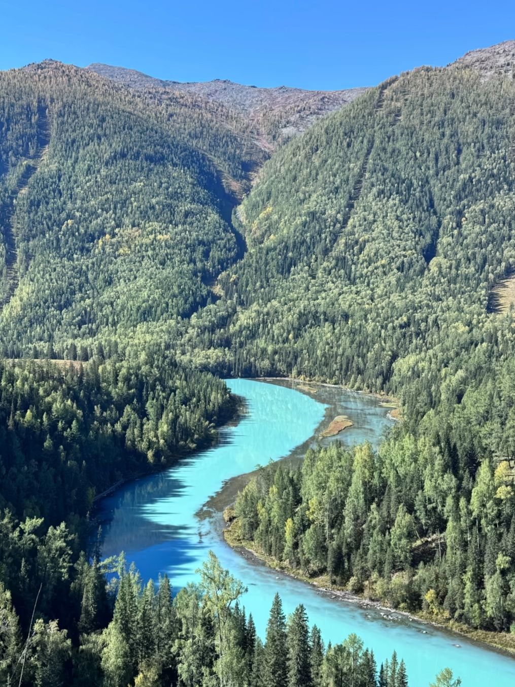 Alasan Mengapa Saya Selalu Ingin Kembali ke Danau Kanas