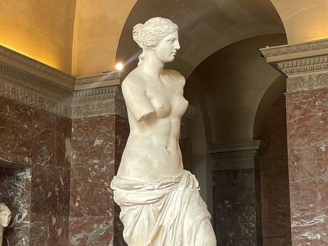 Louvre Paris 🧁☕️