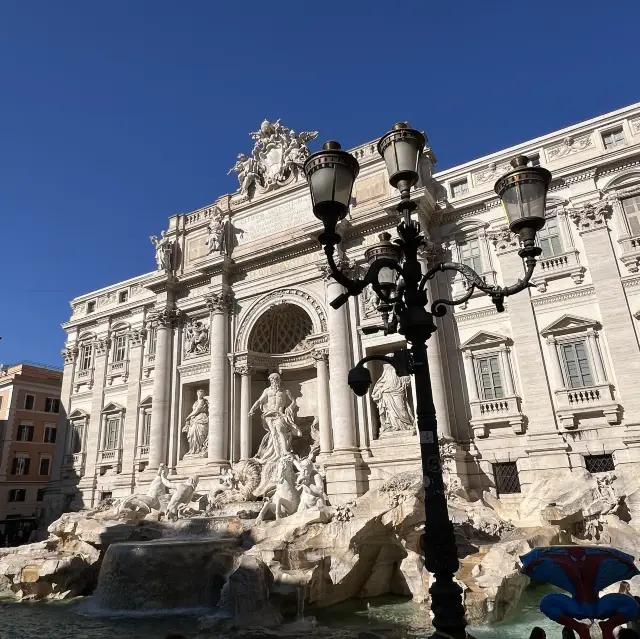 特雷維噴泉⛲️