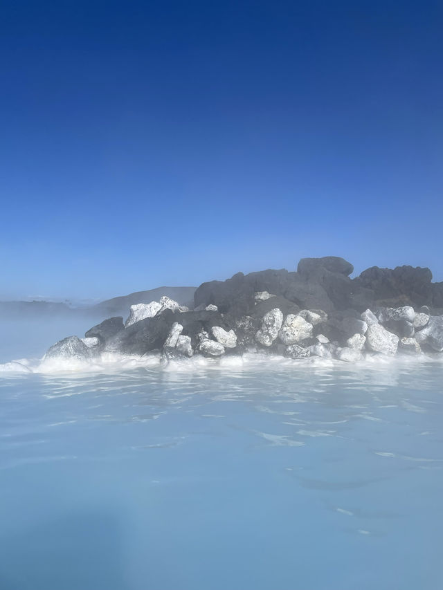 【冰島溫泉推薦：藍湖溫泉！浸起來特別放鬆！面膜體驗！】