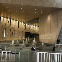 Ancient Wonders Unveiled: Giza Pyramids & the Grand Egyptian Museum