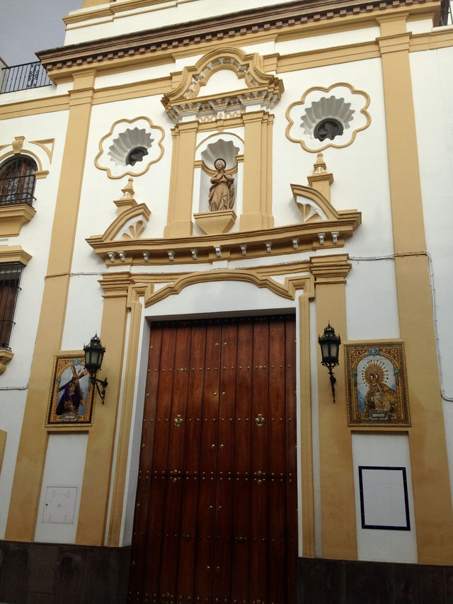 Seville: Architecture and Beauty