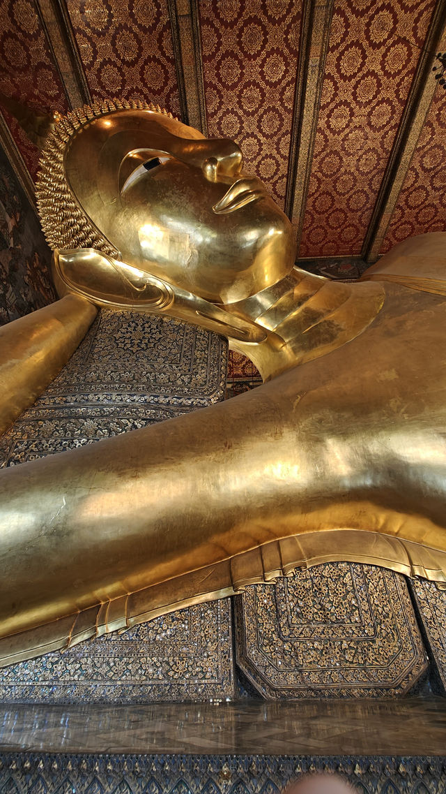 Start Your Bangkok Morning at Wat Pho – Reclining Buddha & Thai Massage