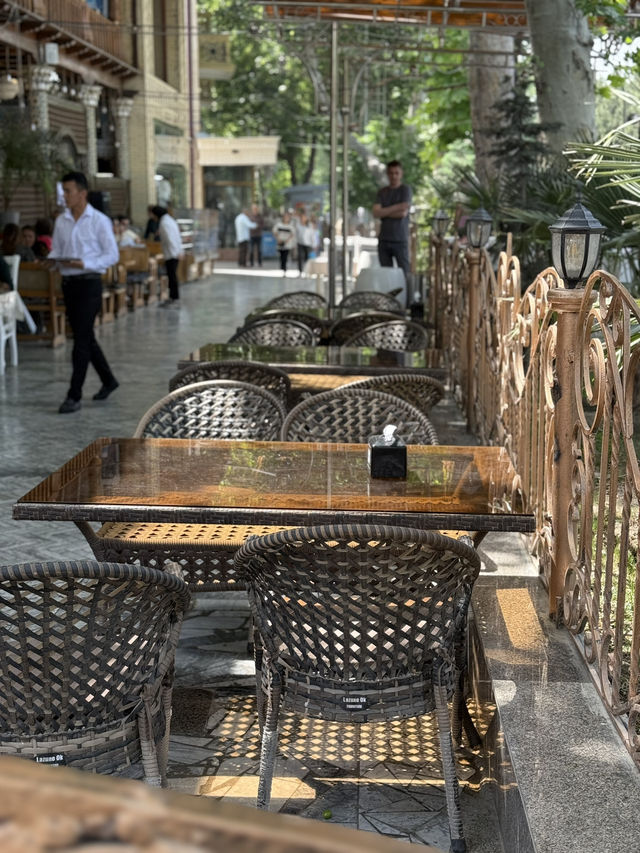  Kiwi Mojito Mocktail in Samarkand – A Summer Sip at LABI GOR