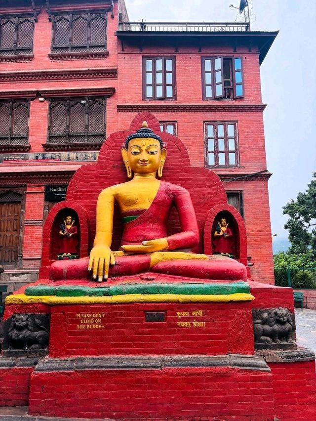 Swayambhunath Stupa, Kathmandu: Spiritual Calm Above the Chaos