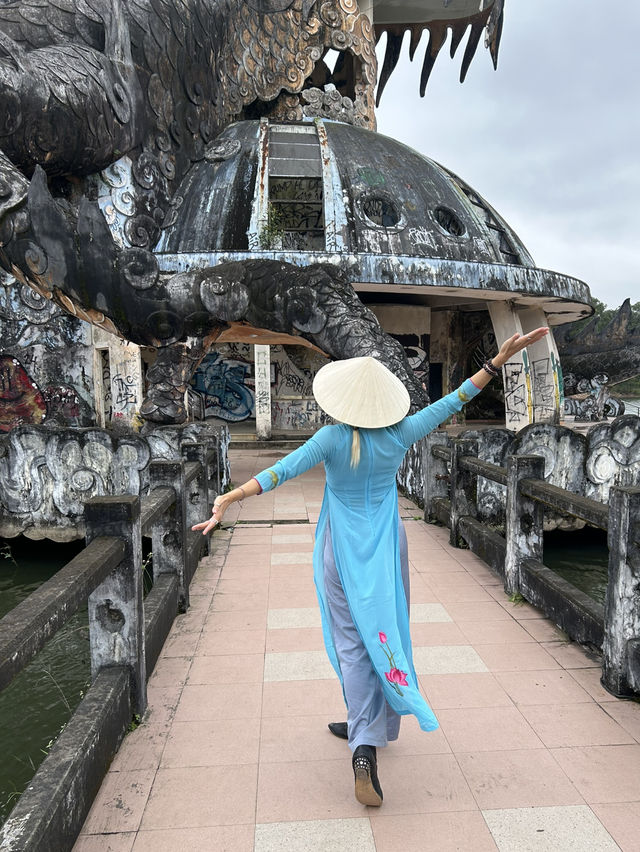 Abandoned park in the international woman’s day?! Easy 🥰