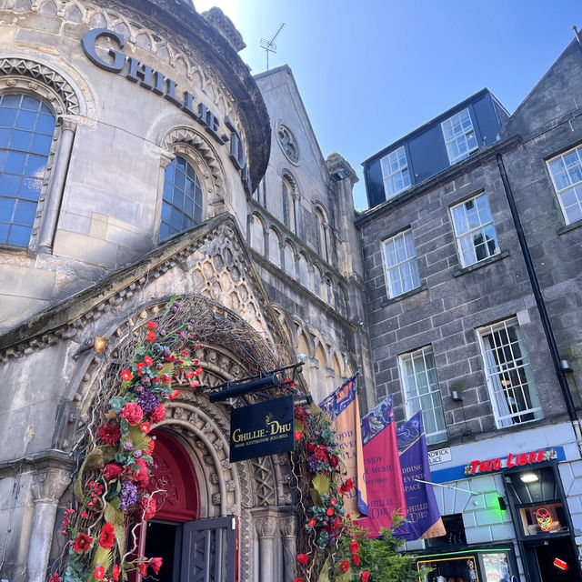 A Weekend of Magic & Fun in Bonny Edinburgh ✨🎼🥂💕