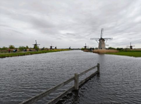 Kinderdijk – 走進活生生的荷蘭大師傑作！