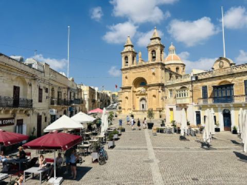 悪魔を混乱させる時間です😈 - マルタ全土