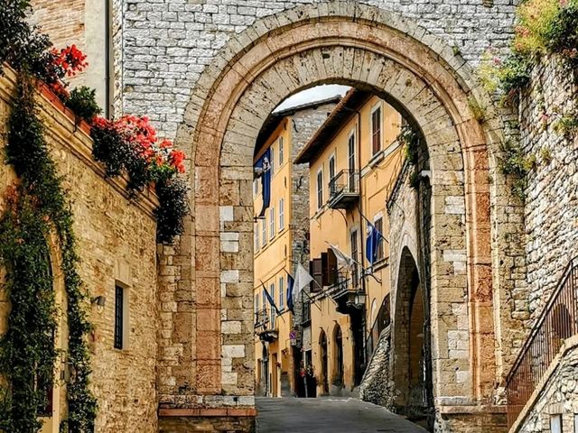 Why Halloween in Assisi: A Spooky Twist on Sacred Serenity