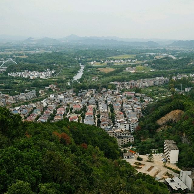 Skyline Views of Yushan County 🌄👀