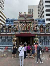 Discovering a Piece of Little India at Sri Krishnan Temple 🛕✨