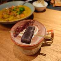 Warm Culinary Haven at Mama Kelly