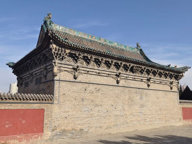 永祚寺，俗稱雙塔寺，始建於明萬曆年間（1573~1620年），依山構築，坐南朝北，由寺院、塔院和碑廊院組成