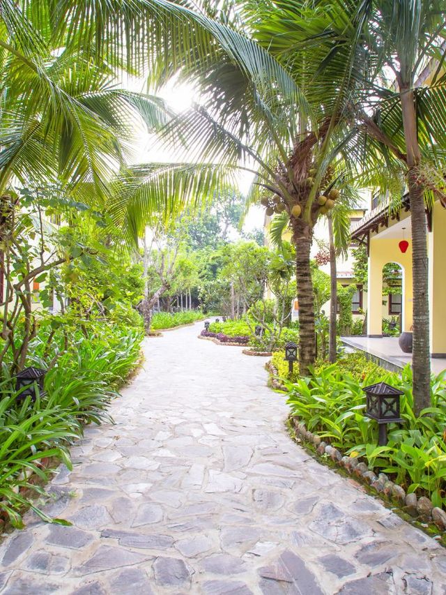 🌴🏨 Hoi An's Hidden Gem: Mulberry Collection Silk Village 🇻🇳