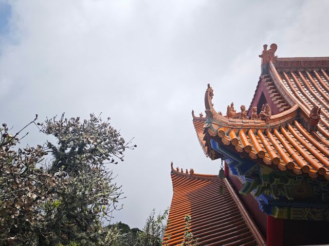 雞足山