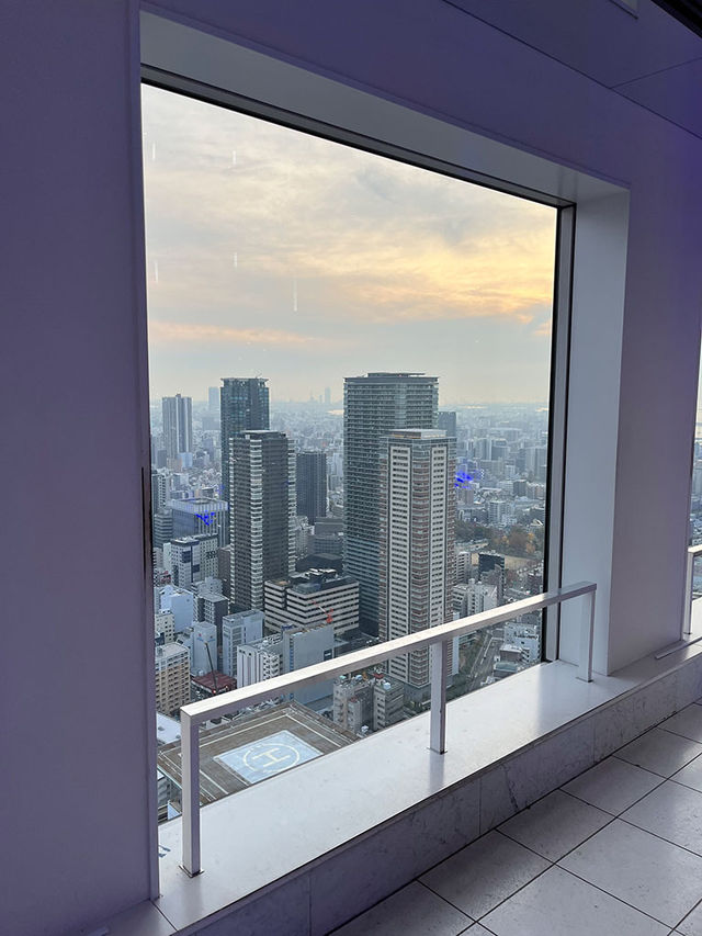 大阪景點｜梅田空中庭園：大阪全景的璀璨之窗