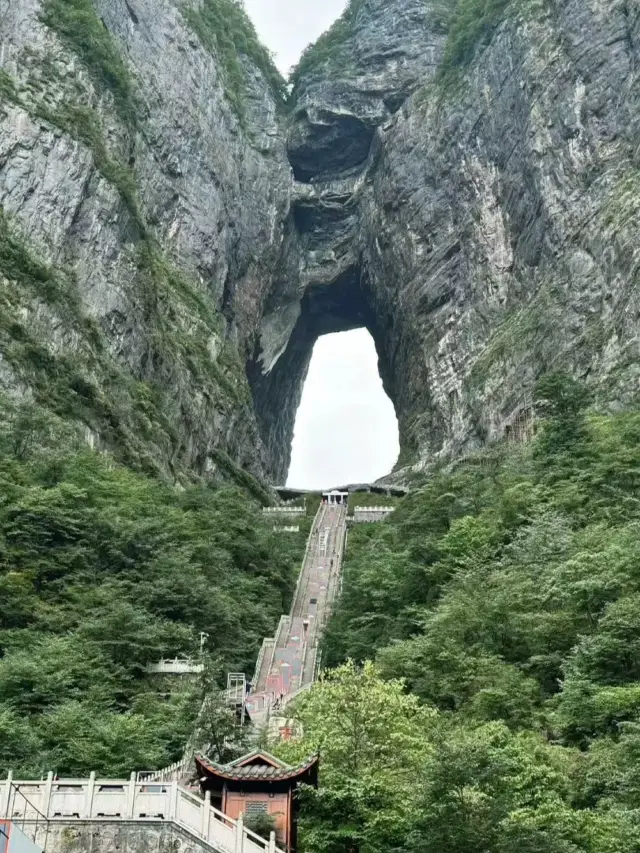 超實用張家界旅遊攻略【附路線玩法】。