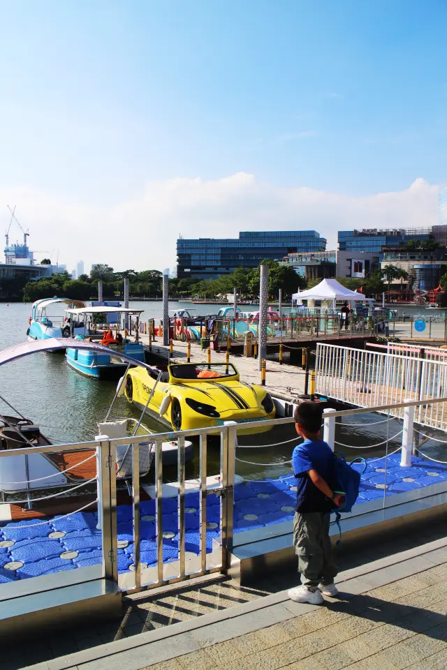 Happy Coast Lake Cruise, endless fun for parents and children! 